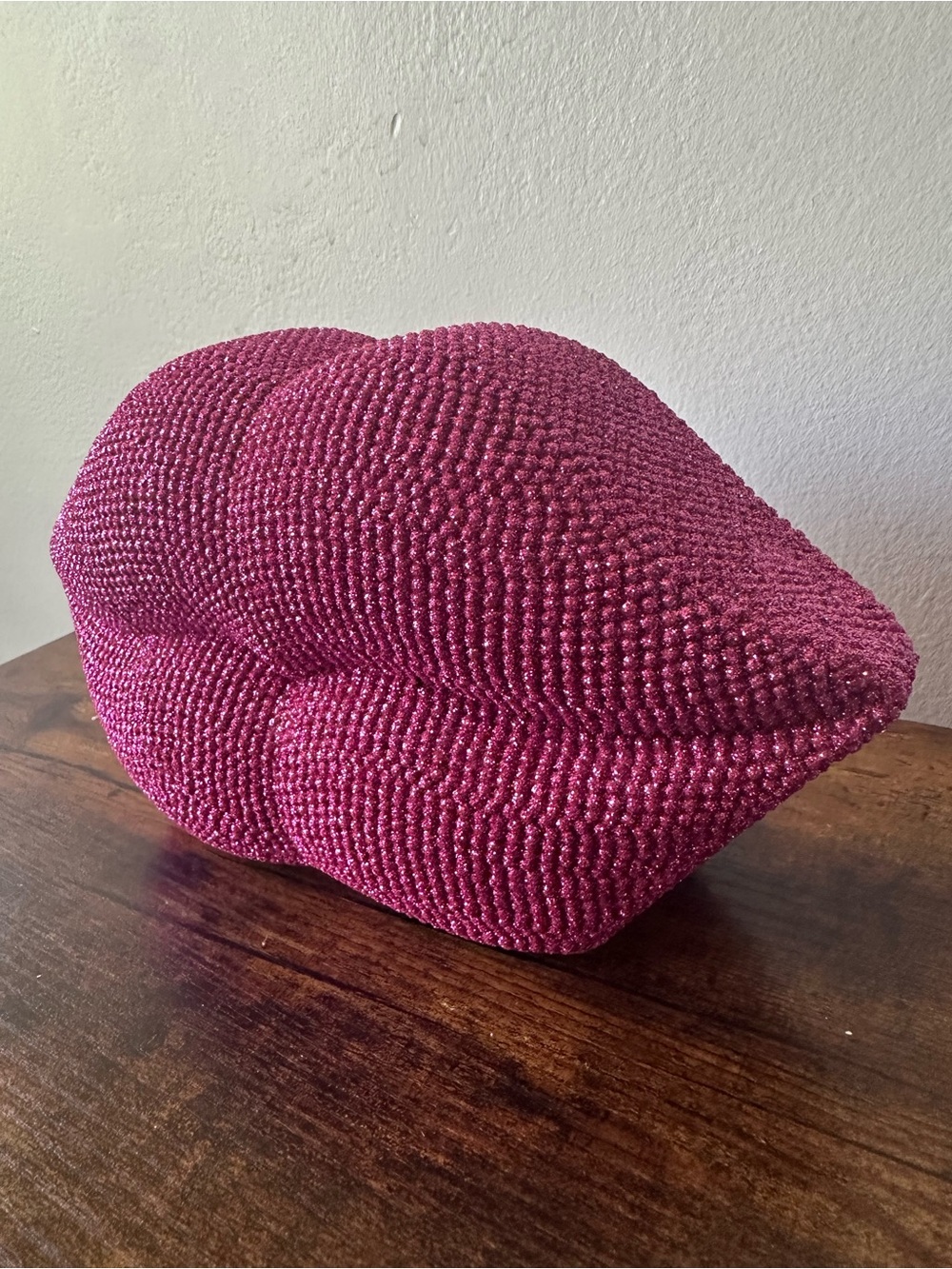 Pink Lip-Shaped Sparkle Beaded Home Decor Accent Double Sided NWT - Picture 2 of 4
